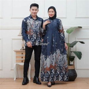 Batik Couple Kekinian Untuk Pasangan Muda