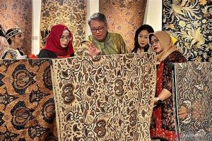 Perbandingan Harga Batik Tulis Vs Cap